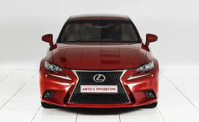 Lexus IS