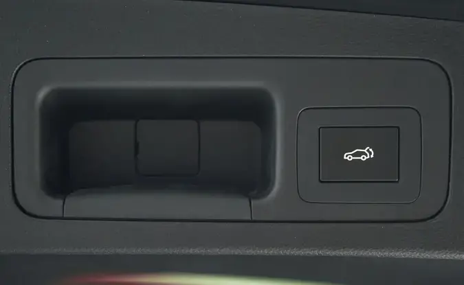 GAC GS8