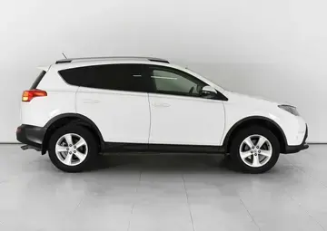 Toyota RAV4 Вид 5