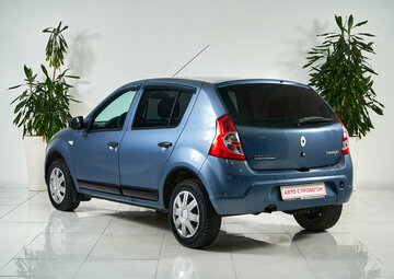 Renault Sandero Вид 4