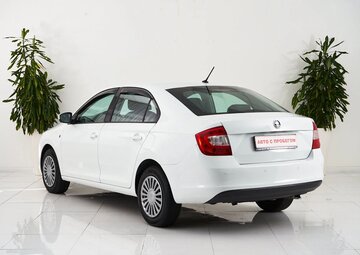 Skoda Rapid Вид 4
