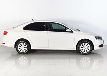 Volkswagen Jetta Вид 5