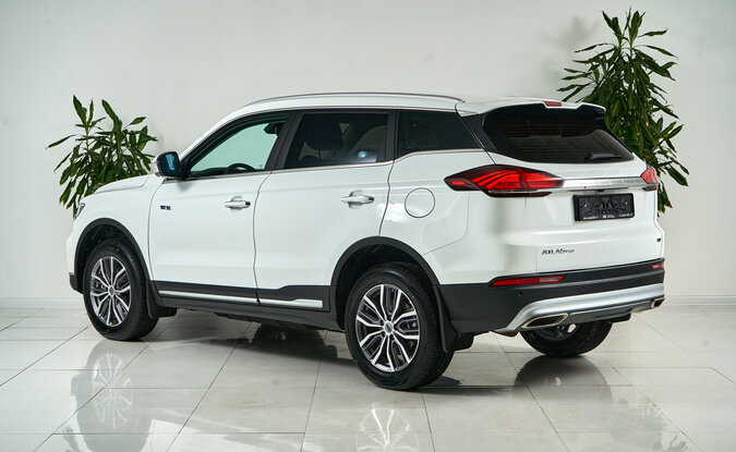 Geely Atlas Pro